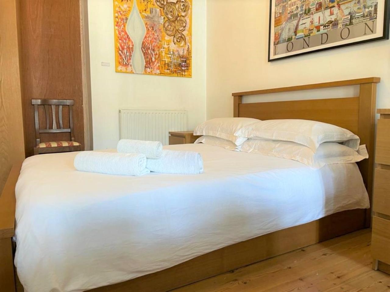 Studio Flat Without Kitchen At Kentish Town London Exterior photo